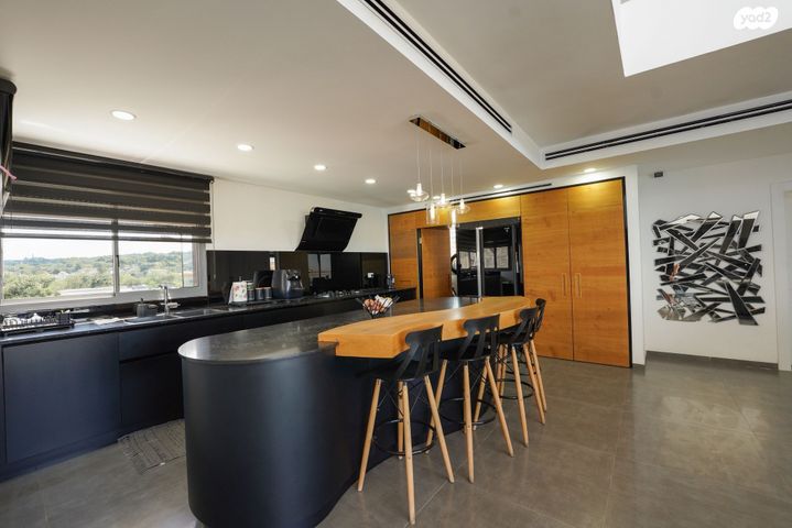 גג/ פנטהאוז, מורן, שיכון עובדים, טבריה