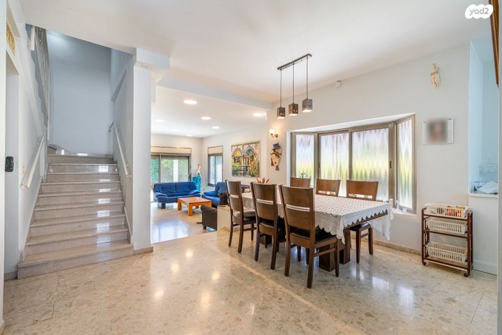 דו משפחתי, חטיבת גבעתי 11, שמשון, חדרה הצעירה, חדרה