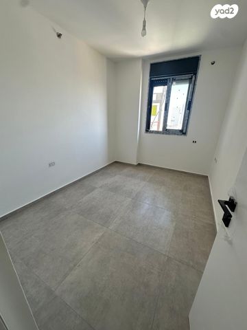 דירה, השבטים, דרום מזרח, בת ים