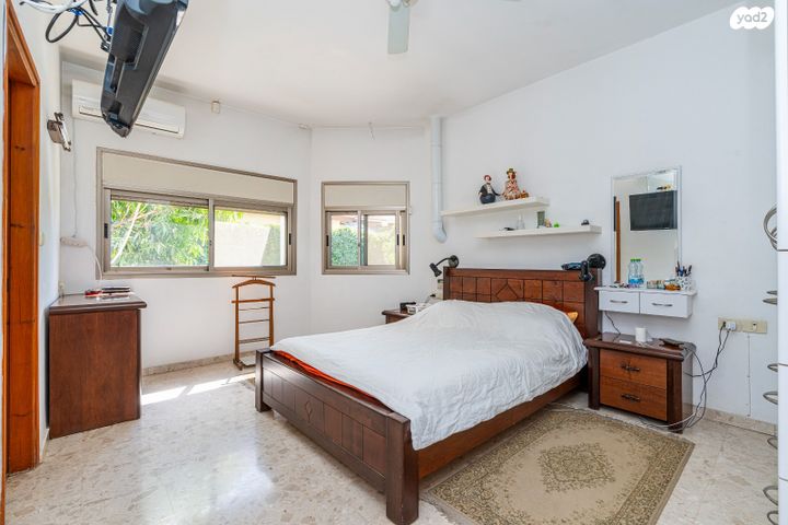 דו משפחתי, חטיבת גבעתי 11, שמשון, חדרה הצעירה, חדרה