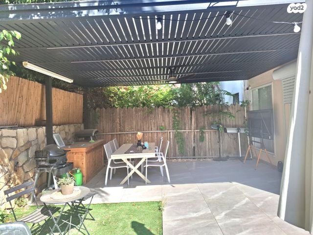 דו משפחתי, סמטת הכלנית, נורדיה, נורדיה