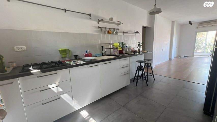 דירה, קדימה 24, כבירים, חיפה