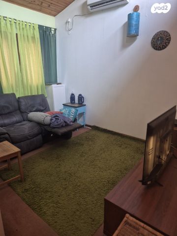 בית פרטי/ קוטג', תמר 15, שיכון א, כפר יונה