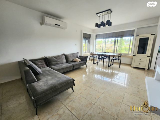 דירת גן, סמטת נחום, גבעה א', שביט, קרית אתא