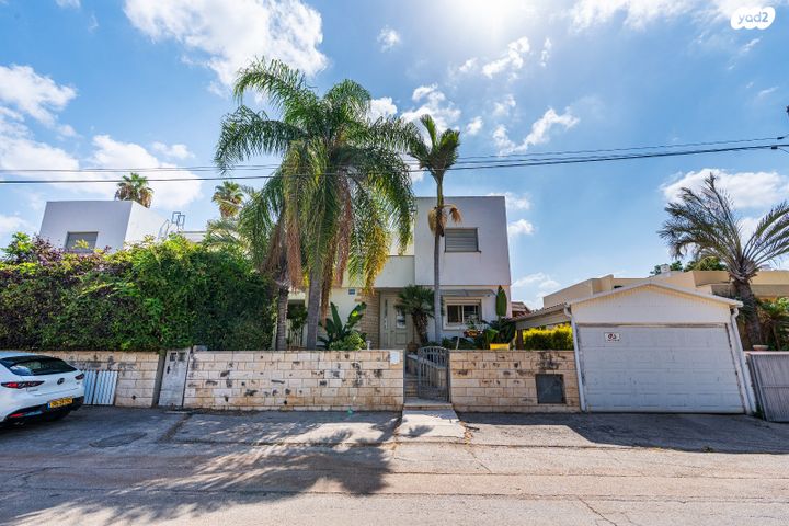 דו משפחתי, חטיבת גבעתי 11, שמשון, חדרה הצעירה, חדרה