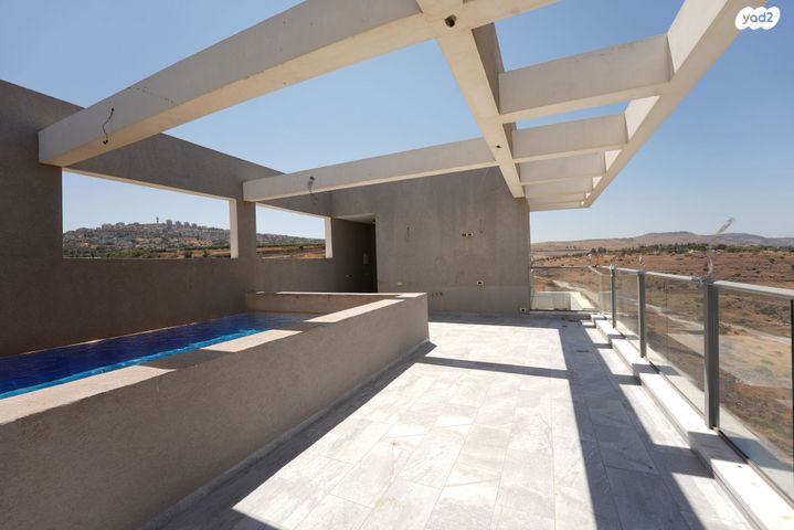 גג/ פנטהאוז, מורן, שיכון עובדים, טבריה