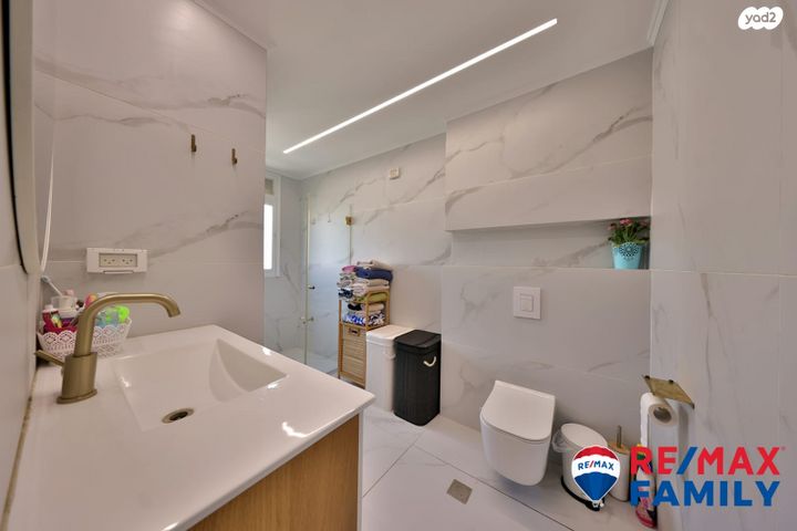 דירה, קרן היסוד 71, מרכז העיר, סביניה, הוותיקה, קרית ביאליק