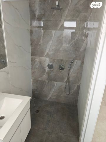 דופלקס, תל מונד