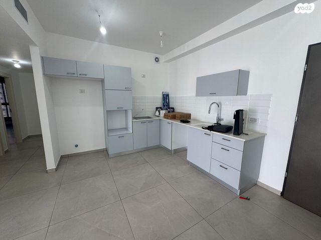 דירה, אמנון ליפקין שחק, נוף הטיילת, נתניה