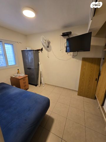 דירת גן, יד התשעה, שביב, הרצליה