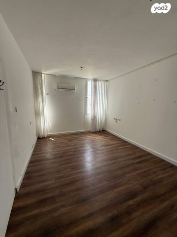 משרדים, הפלמ"ח 72, העיר העתיקה, רמב"ם, דרום, באר שבע