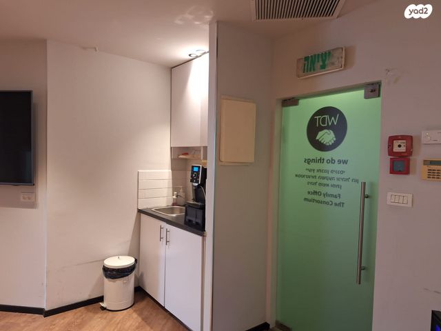 משרדים, זרחין, אזור תעשייה קרית אתגרים, רעננה