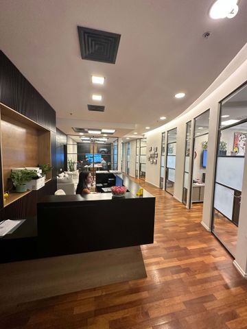 משרדים, בורסה, רמת גן