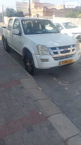 מודעת רכב איסוזו די-מקס