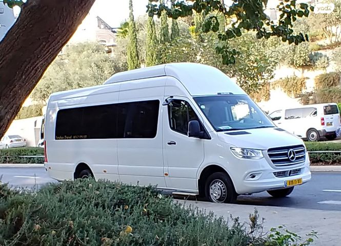 מודעת רכב מרצדס-בנץ ספרינטר