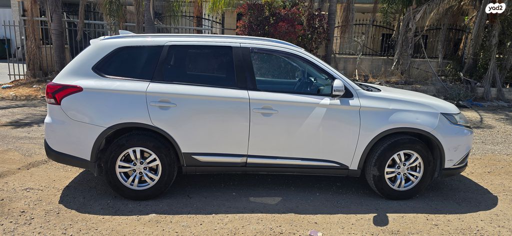 מודעת רכב מיצובישי אאוטלנדר