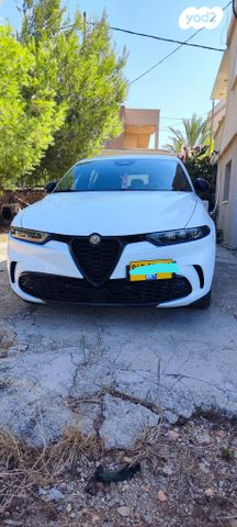 אלפא רומיאו טונלה