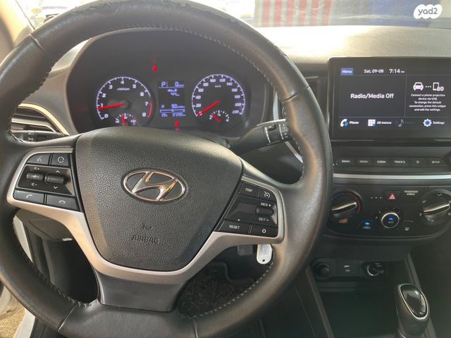 יונדאי אקסנט i25