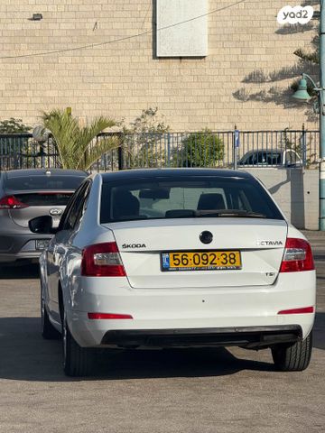 סקודה אוקטביה