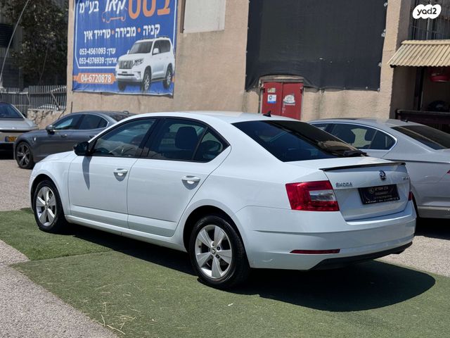 סקודה אוקטביה 