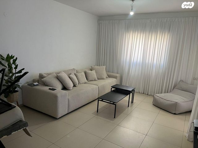 גדעון האוזנר 44