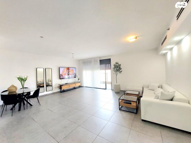 דירה, הנמל 7, נאות רבין, יבנה