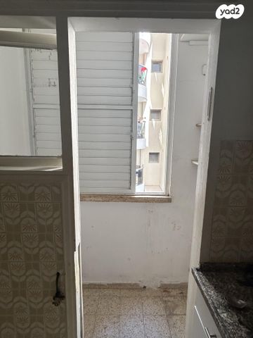 דירה, חביבה רייק 5, לב העיר, בת ים