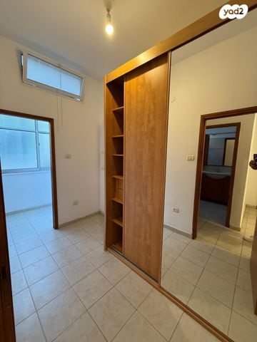 דירה, שיינקין 82, שינקין, גבעתיים