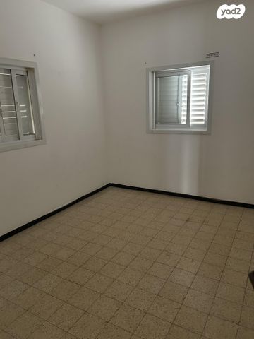 דירה, חביבה רייק 5, לב העיר, בת ים