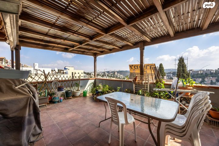 דירה, חיים סירני, קרית היובל, ירושלים