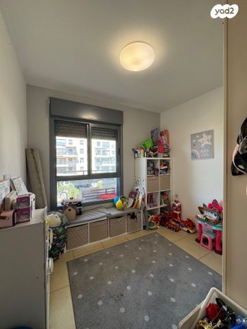 דירה, כפר סבא הצעירה, כפר סבא