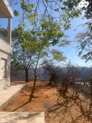 בית פרטי/ קוטג', בית אריה / עופרים