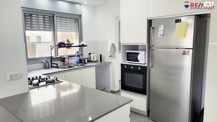 דירה, שוהם, אבני חן, חריש