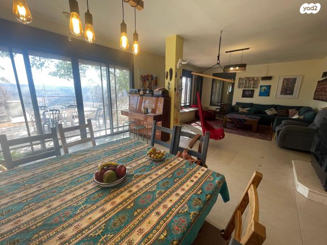 בית פרטי/ קוטג', בית אריה / עופרים