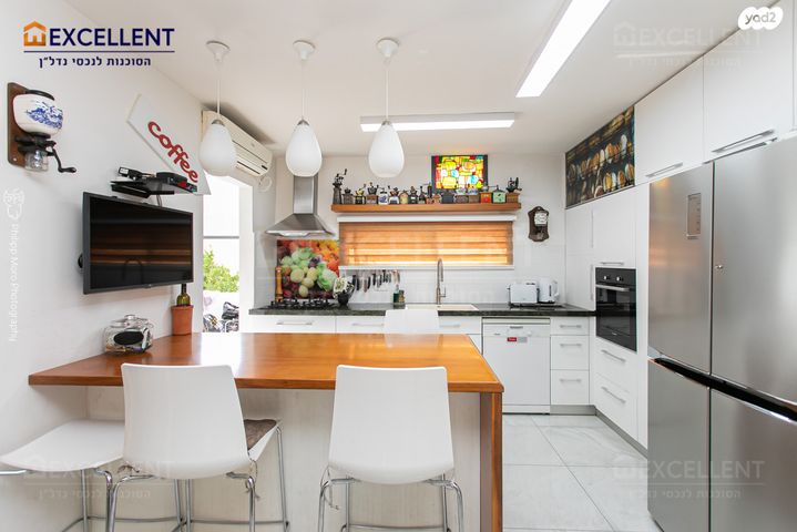 בית פרטי/ קוטג', גבעת עמוס, נשר