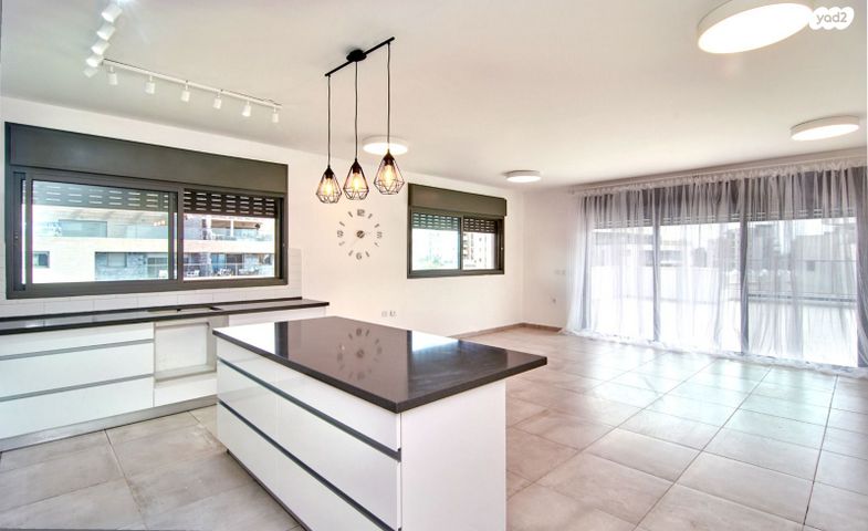 גג/ פנטהאוז, תאנה, החורש, חריש