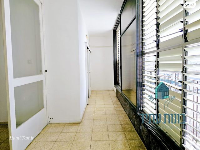 דירה, דרך רזיאל, צפון מזרח מרכז העיר, נתניה