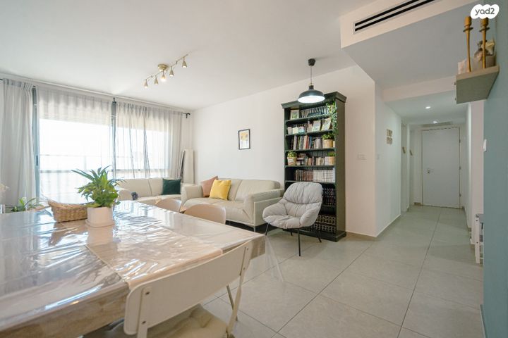 דירה, אורן, החורש, חריש