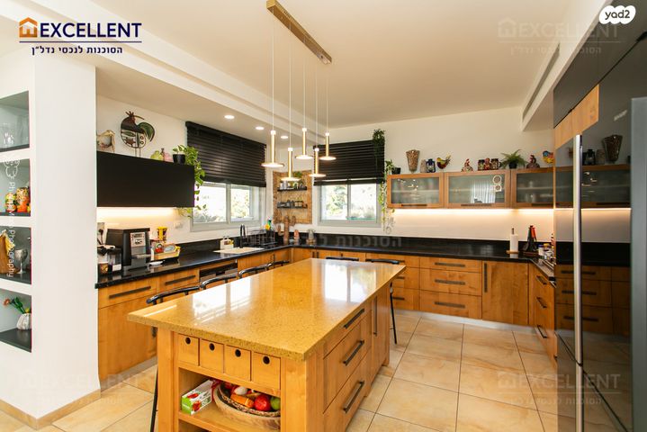 גג/ פנטהאוז, רמות יצחק, נשר