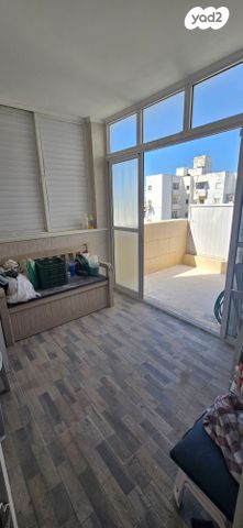 דירה, השומר הצעיר 3, גן הורדים, אשקלון