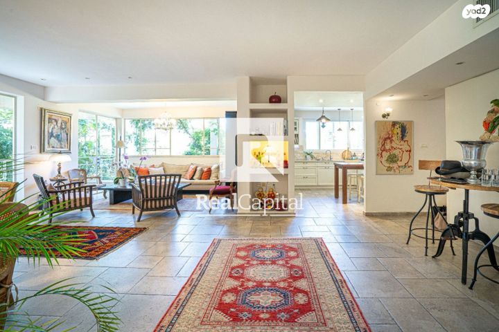 גג/ פנטהאוז, אלון, רמת השרון