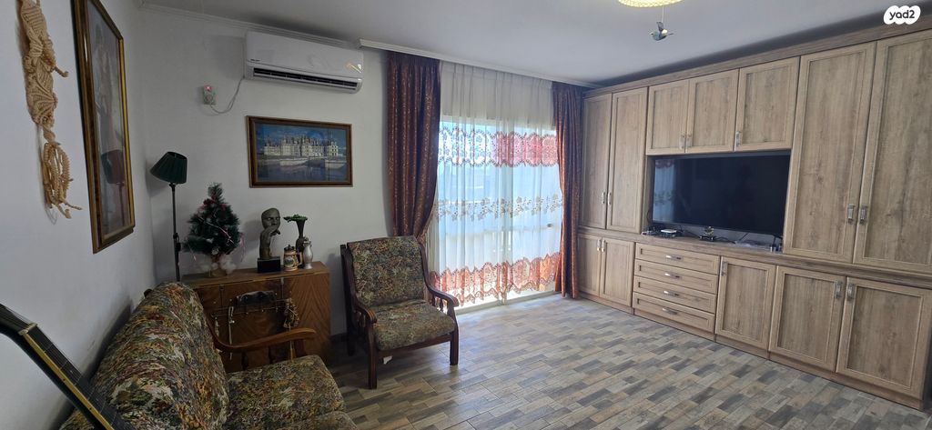 דירה, השומר הצעיר 3, גן הורדים, אשקלון