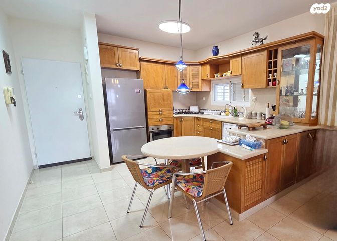 דירה, שפטל, רמז, מערב ותיק, ראשון לציון