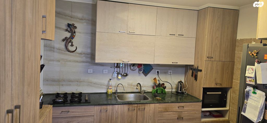 דירה, השומר הצעיר 3, גן הורדים, אשקלון