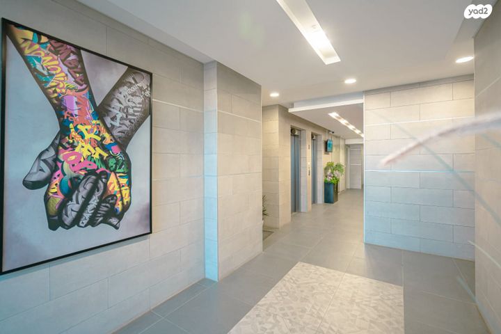 גג/ פנטהאוז, סביון 41, הפרחים, חריש