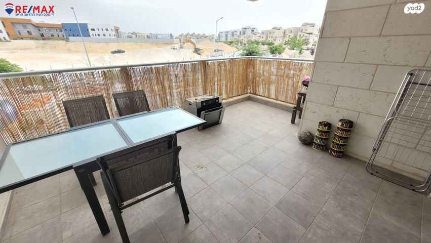 דירה, שוהם, אבני חן, חריש