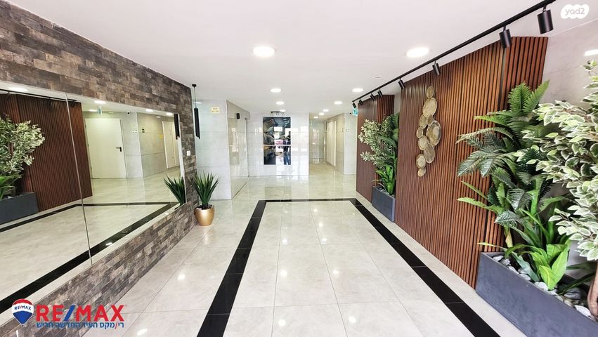 דירה, שוהם, אבני חן, חריש