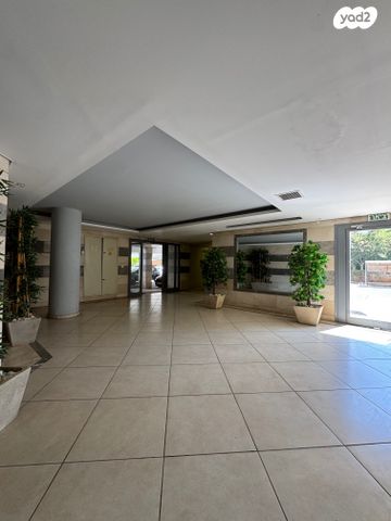 דירה, כפר סבא הצעירה, כפר סבא