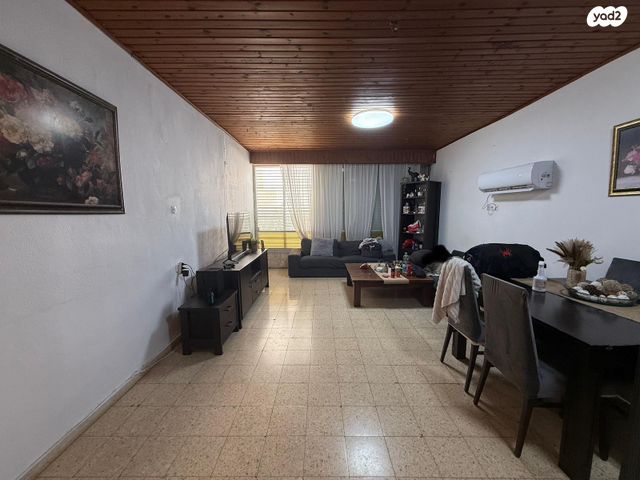 דירה, קרן היסוד, מרכז העיר, סביניה, הוותיקה, קרית ביאליק