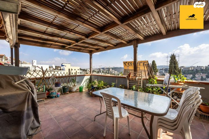 דירה, חיים סירני, קרית היובל, ירושלים